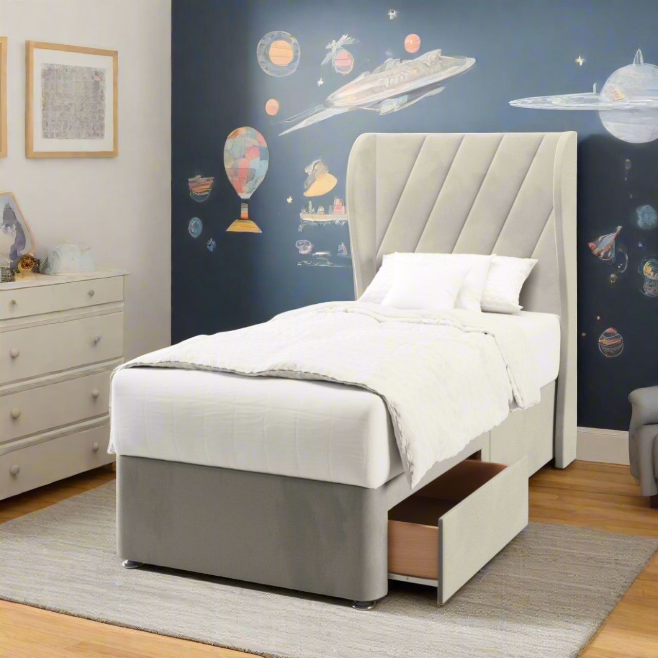 Diagonal Panels Middle Curve Wing Headboard Divan Bed