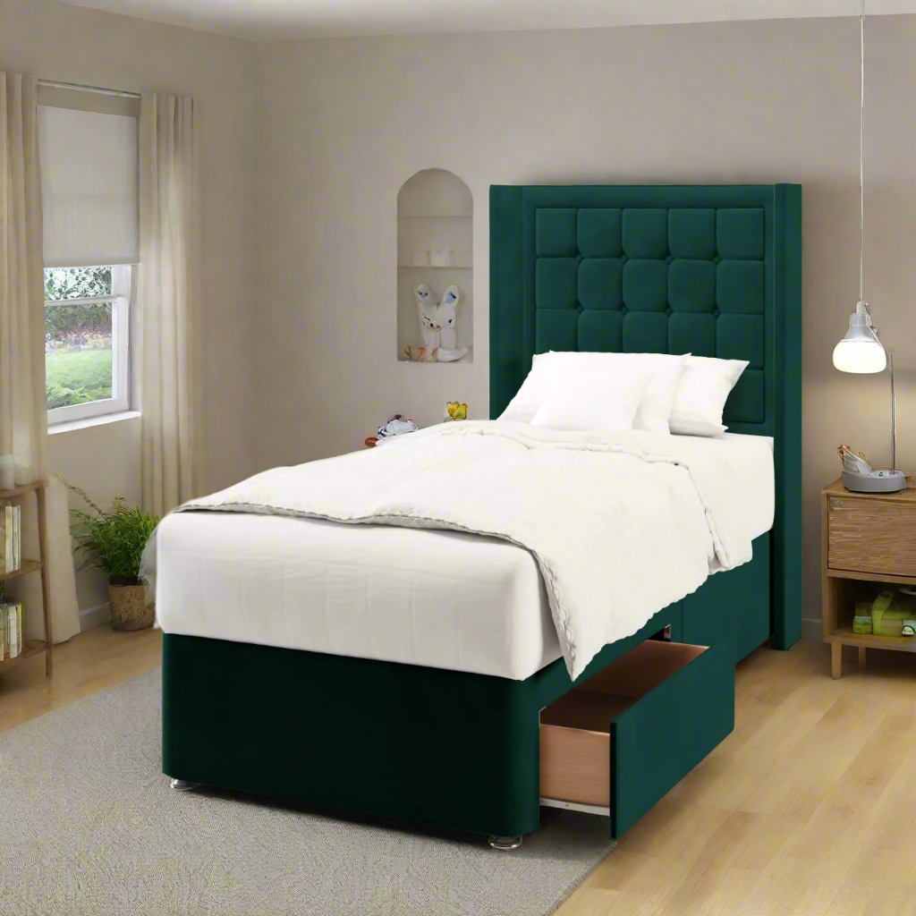 Large Cubic Border Straight Wing Headboard Divan Bed