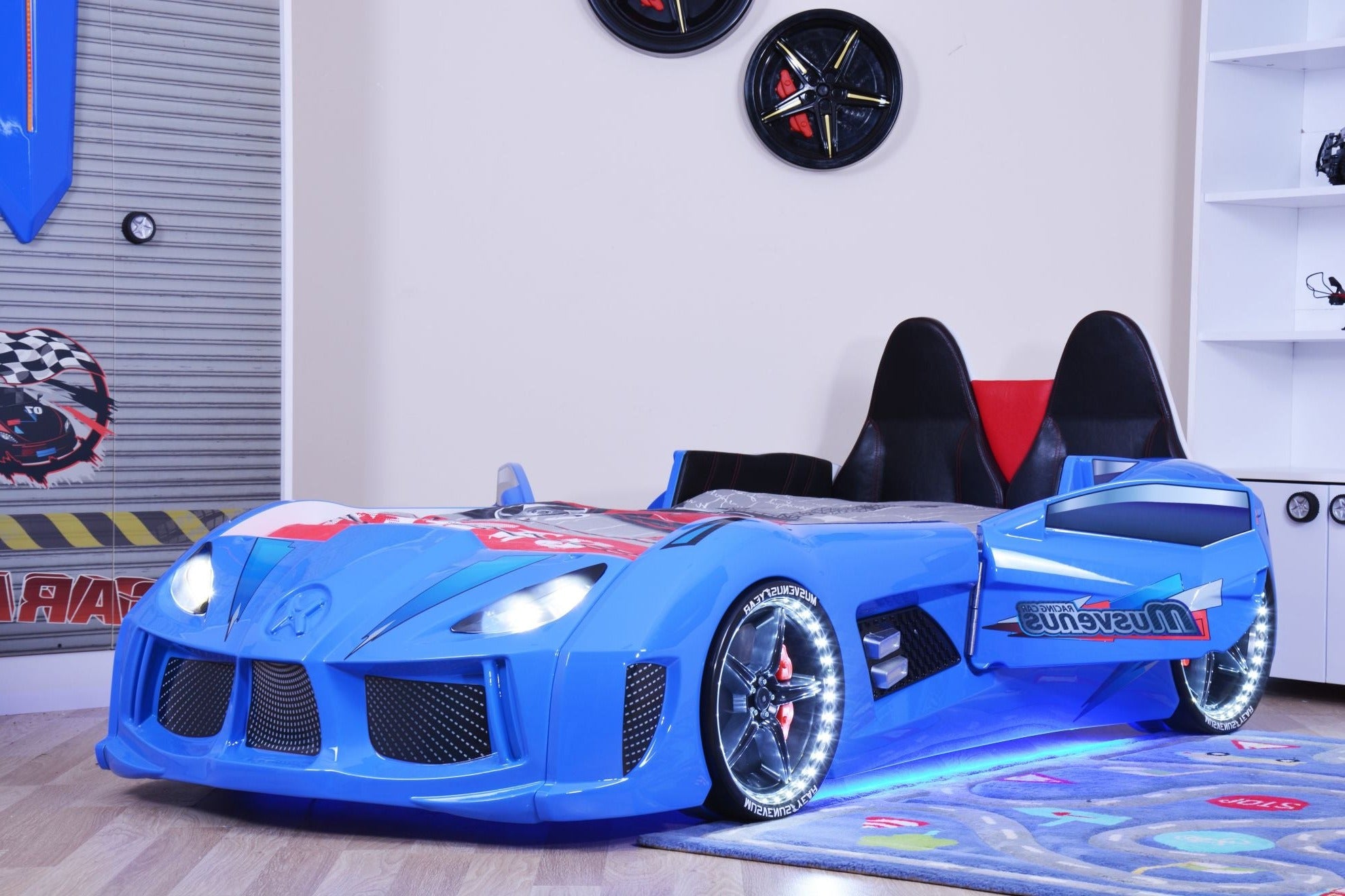 Racing car sales bed fantastic furniture