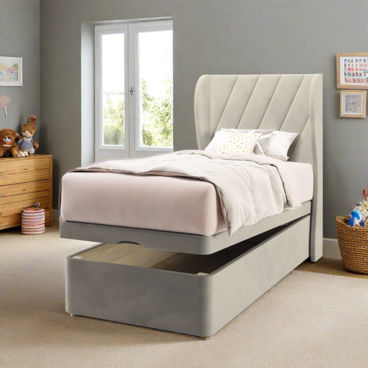 Diagonal Panels Fabric Middle Curve Wing Headboard with Ottoman Storage Bed Base & Mattress